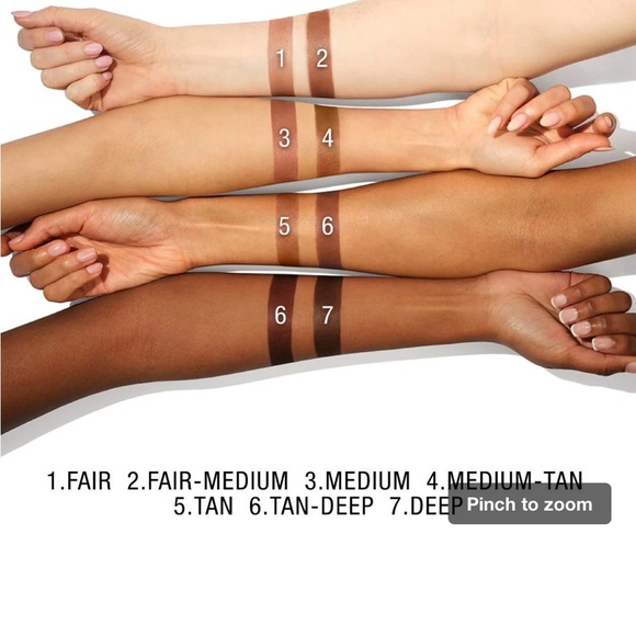 Charlotte Tilbury Bronzer & Contour shade medium - Picture 4 of 4